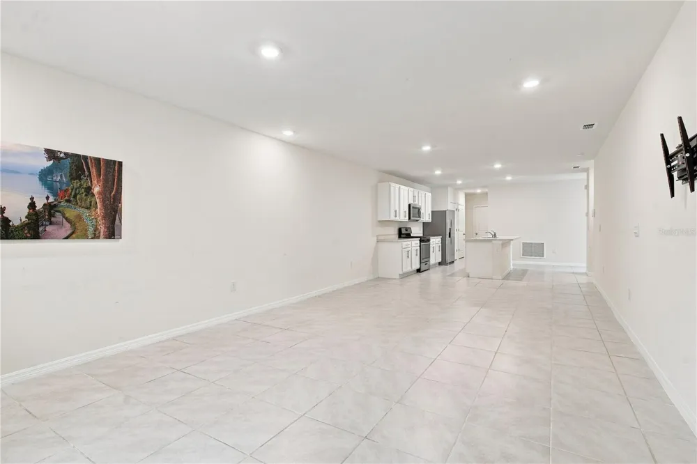 20043 ROYAL TERN COURT Leesburg, FL 34748
