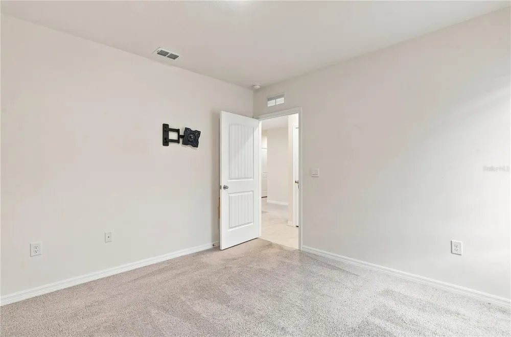 20043 ROYAL TERN COURT Leesburg, FL 34748