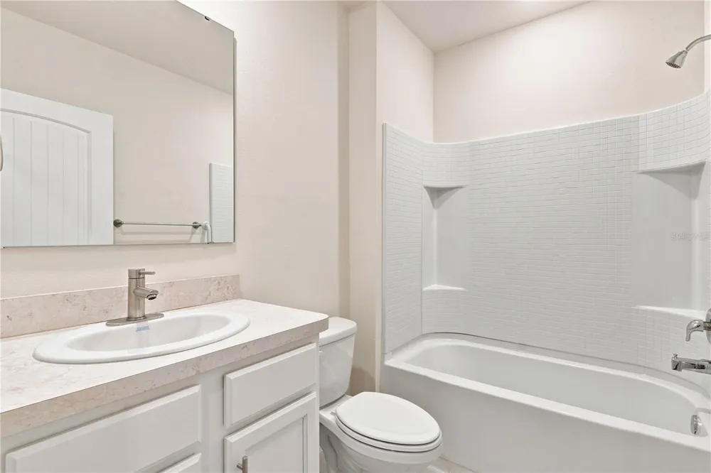 20043 ROYAL TERN COURT Leesburg, FL 34748