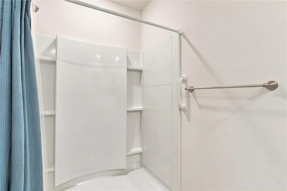 20043 ROYAL TERN COURT Leesburg, FL 34748