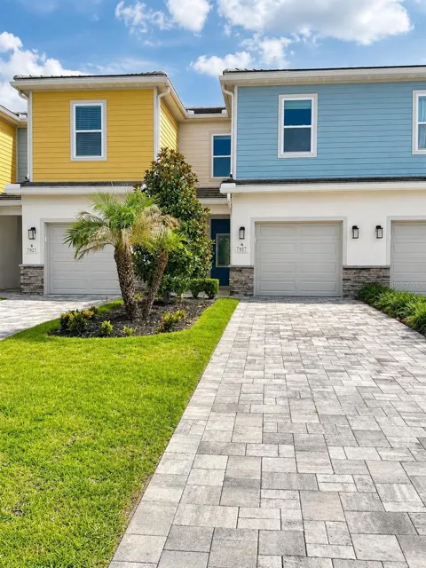 7917 PUTTING GREEN WAY