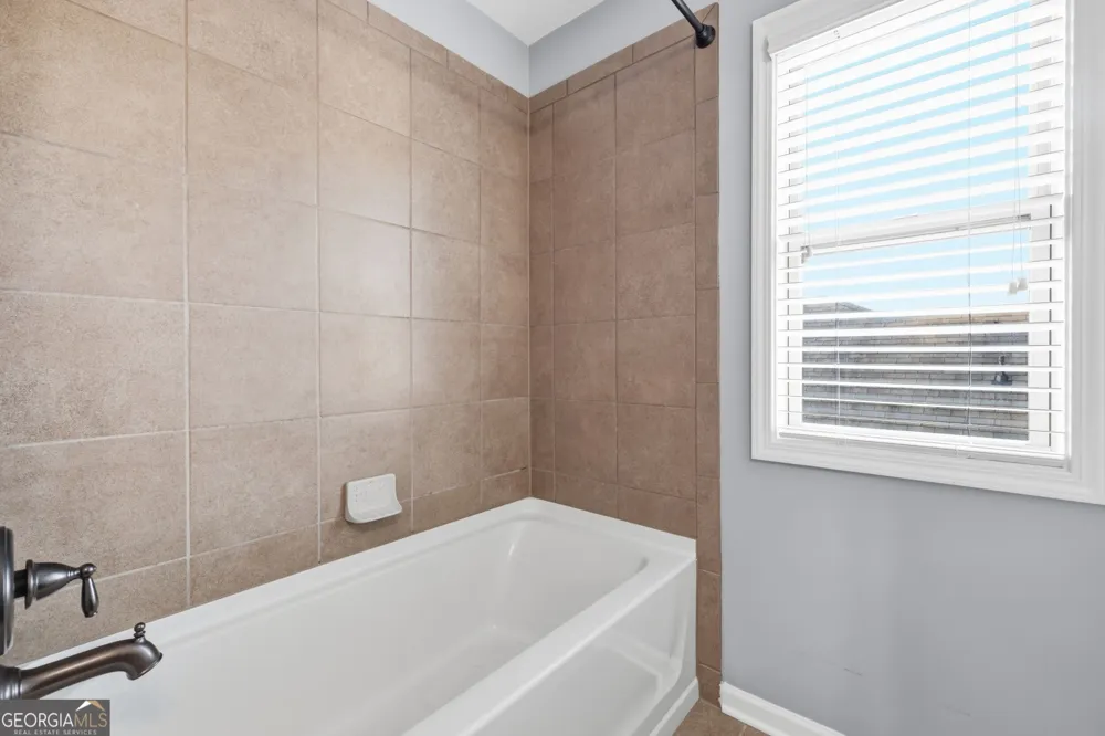 4121 Secret Shoals WAY Buford, GA 30518
