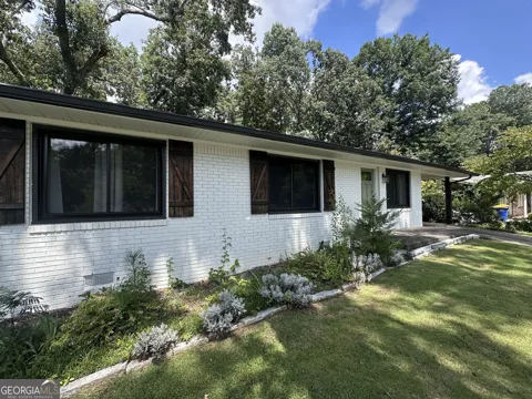 2498 Lakewood DR