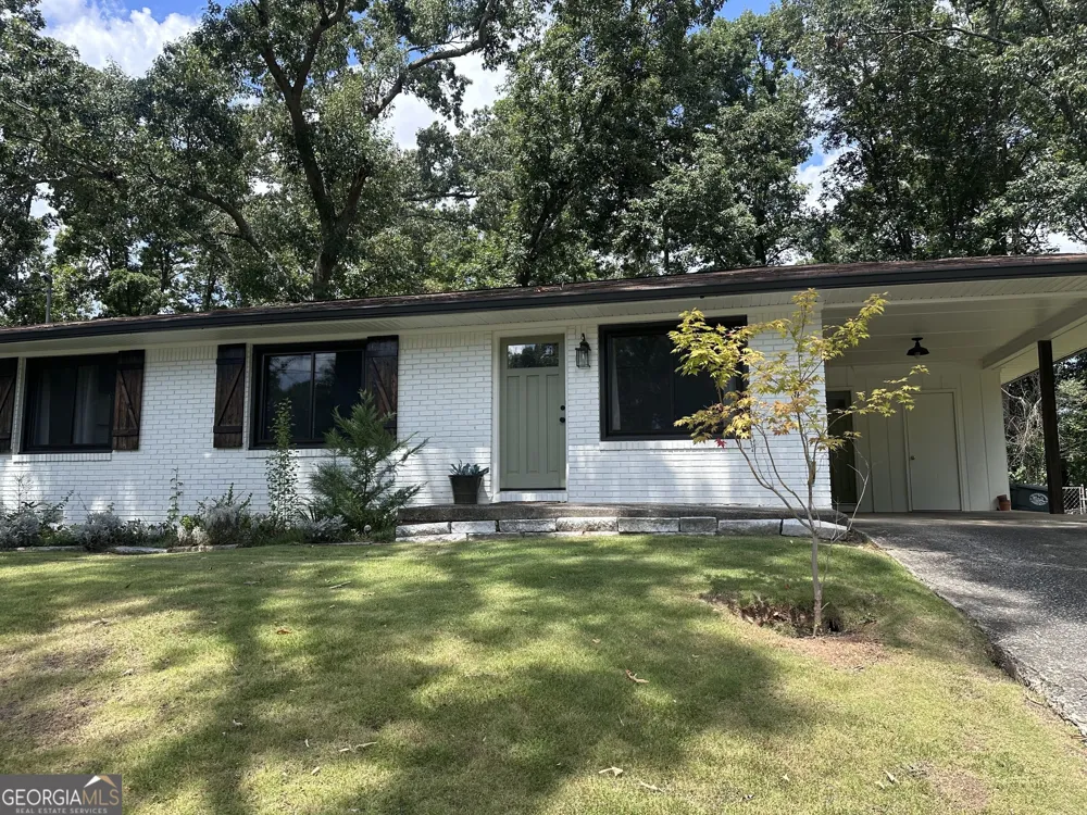 2498 Lakewood DR Kennesaw, GA 30152