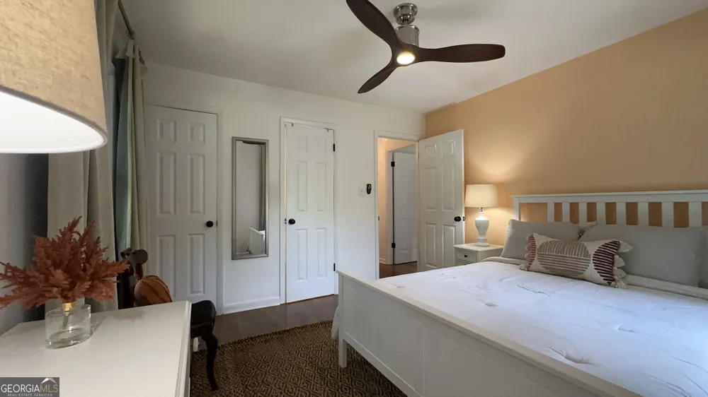 2498 Lakewood DR Kennesaw, GA 30152