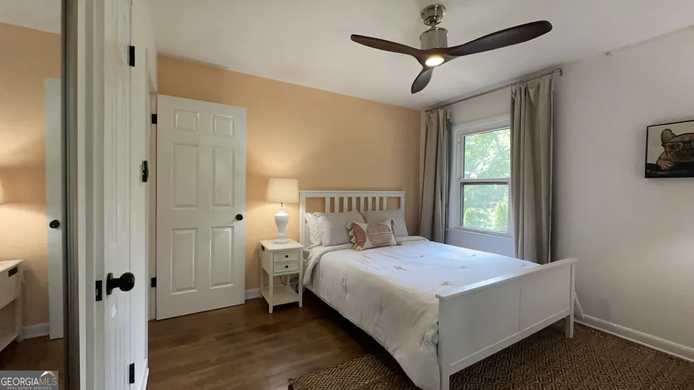 2498 Lakewood DR Kennesaw, GA 30152