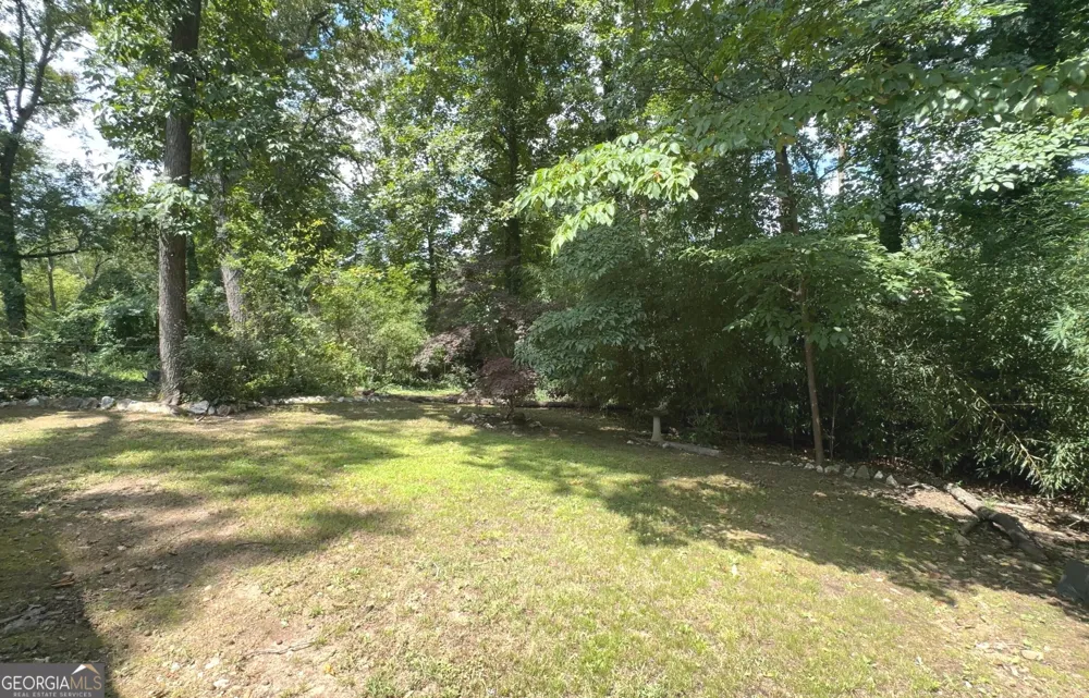 2498 Lakewood DR Kennesaw, GA 30152