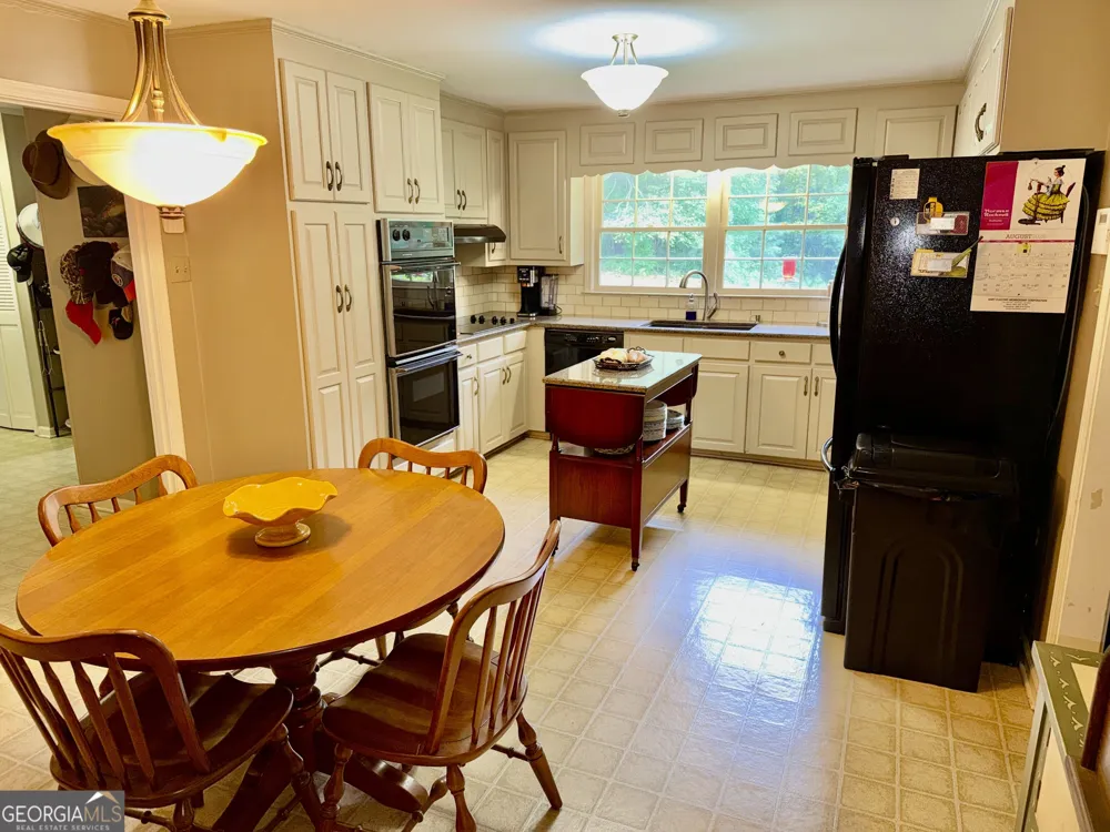 1336 Calhoun Falls HWY Elberton, GA 30635
