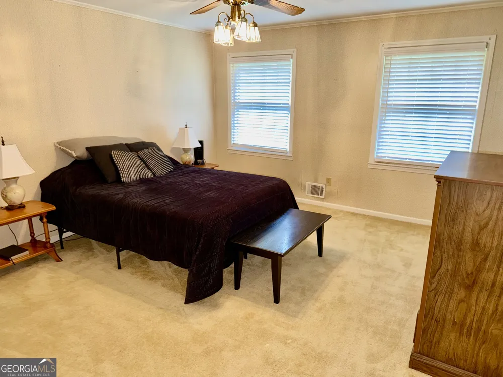 1336 Calhoun Falls HWY Elberton, GA 30635