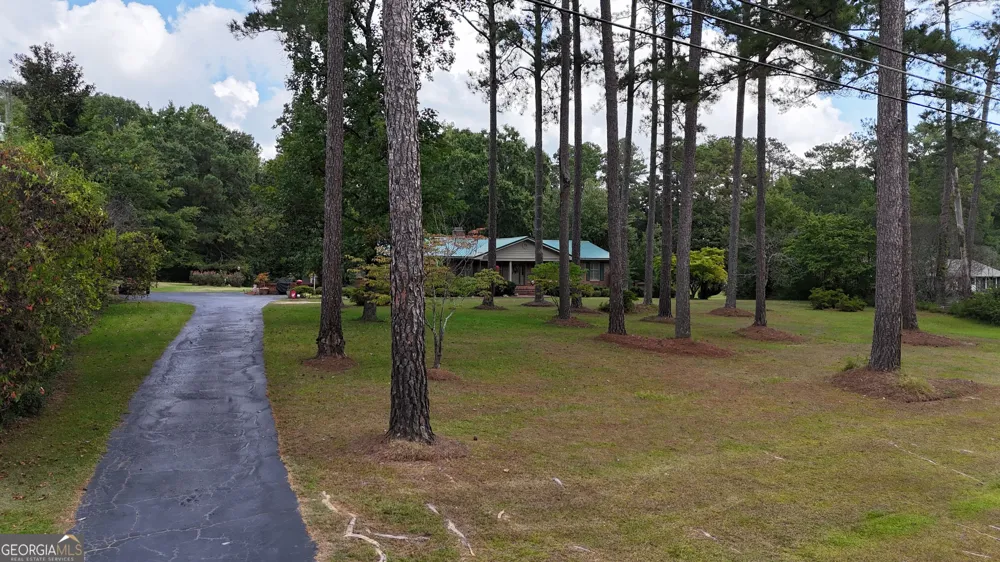 1336 Calhoun Falls HWY Elberton, GA 30635