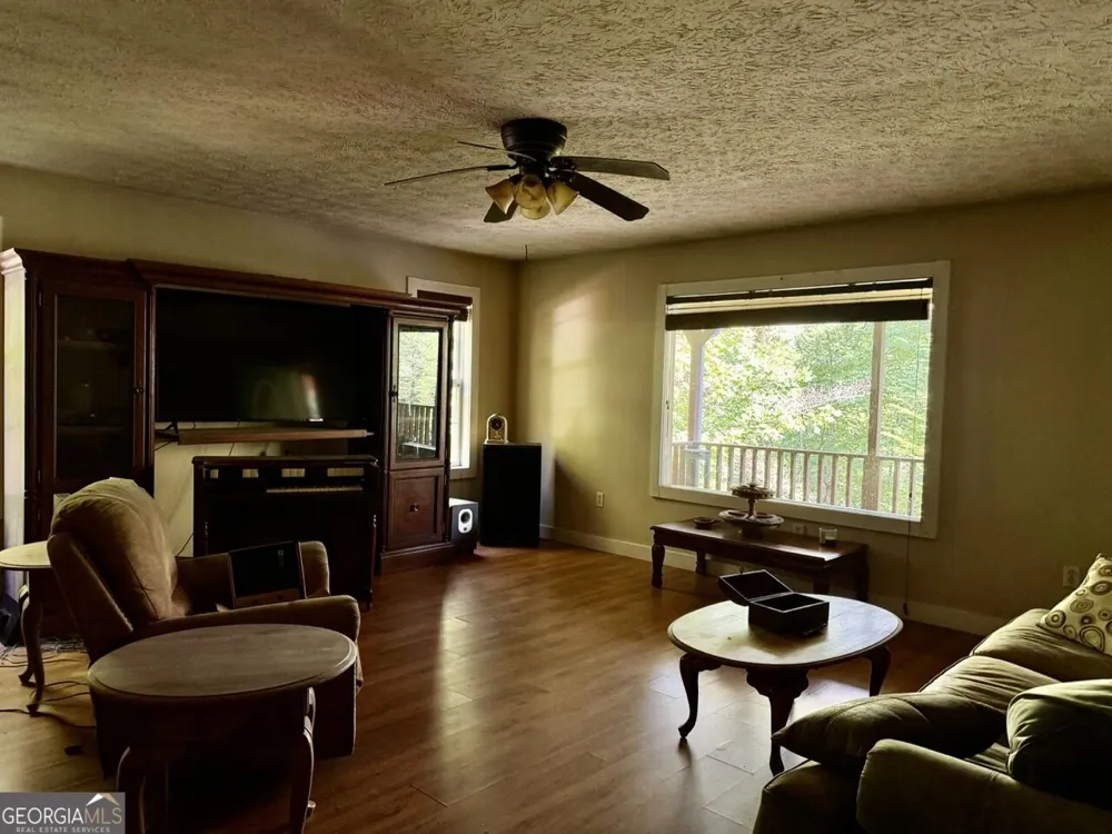 1657 Nimblewill Gap RD Dahlonega, GA 30533