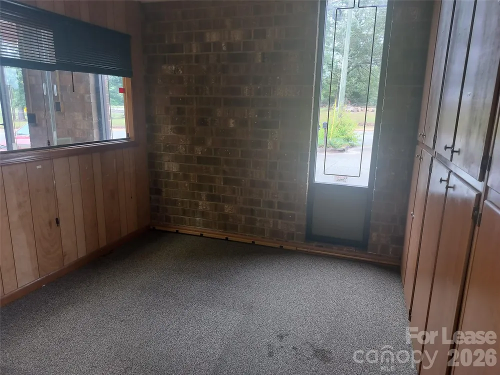 1651 1st Avenue SW Hickory, NC 28602