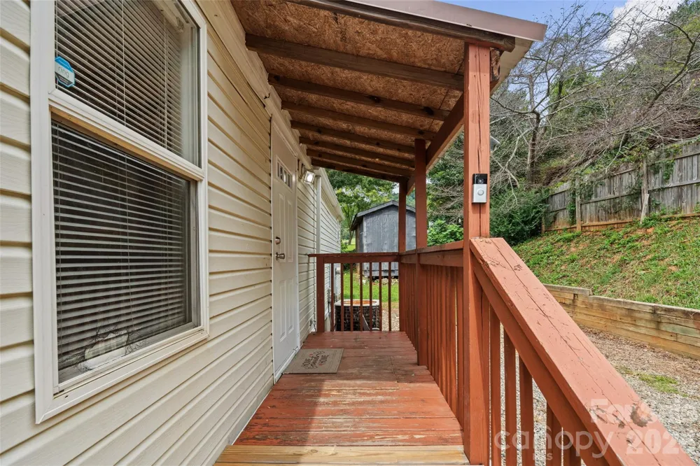 4 Briarcliff Terrace Asheville, NC 28806