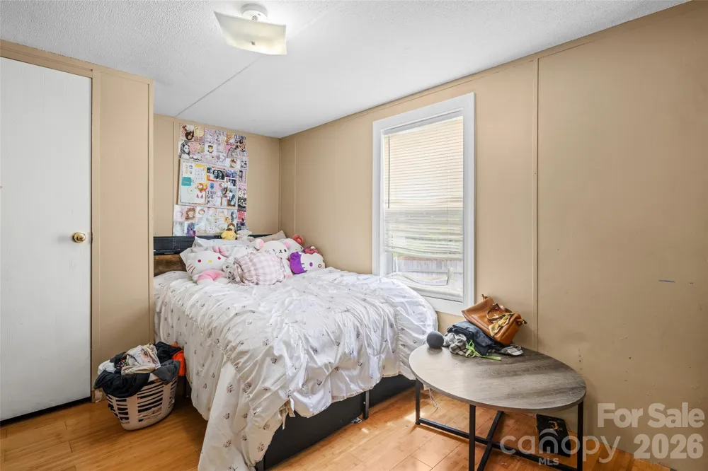 4 Briarcliff Terrace Asheville, NC 28806