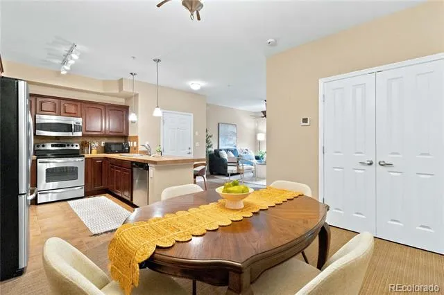 10052 W Ute Place #102 Littleton, CO 80127