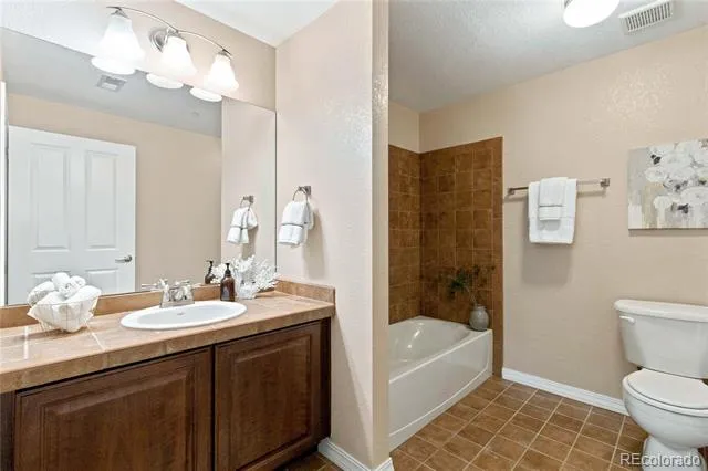 10052 W Ute Place #102 Littleton, CO 80127