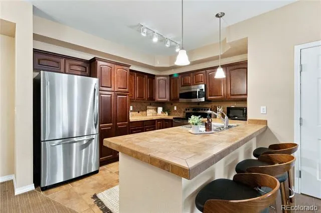 10052 W Ute Place #102 Littleton, CO 80127