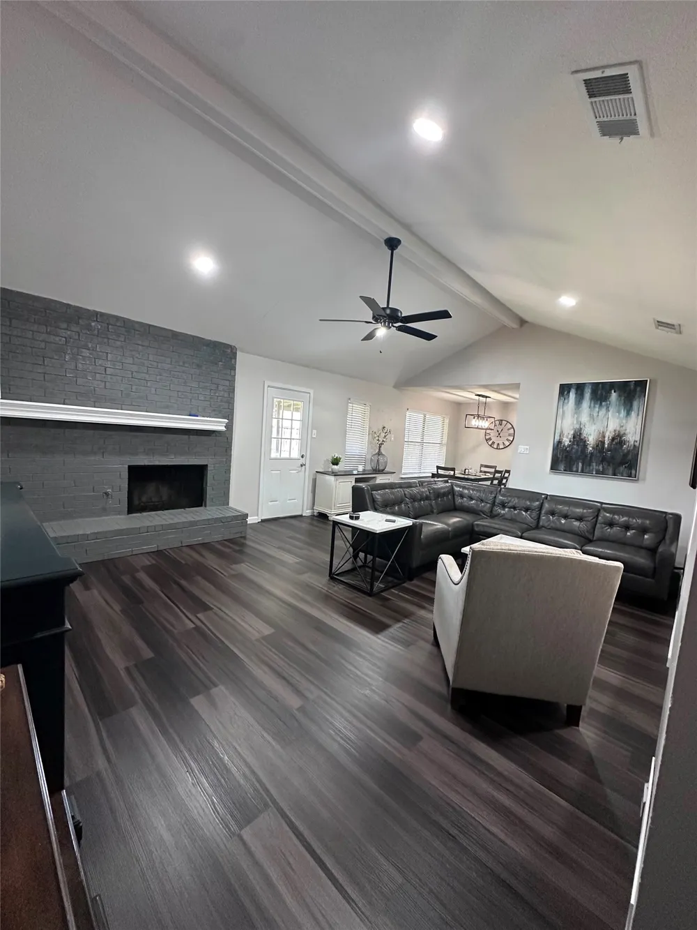 17623 Medina Drive Dallas, TX 75287