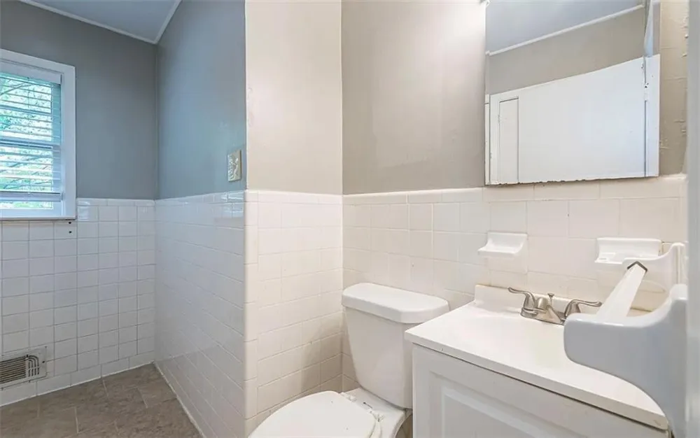 960 Old Canton Road Marietta, GA 30068