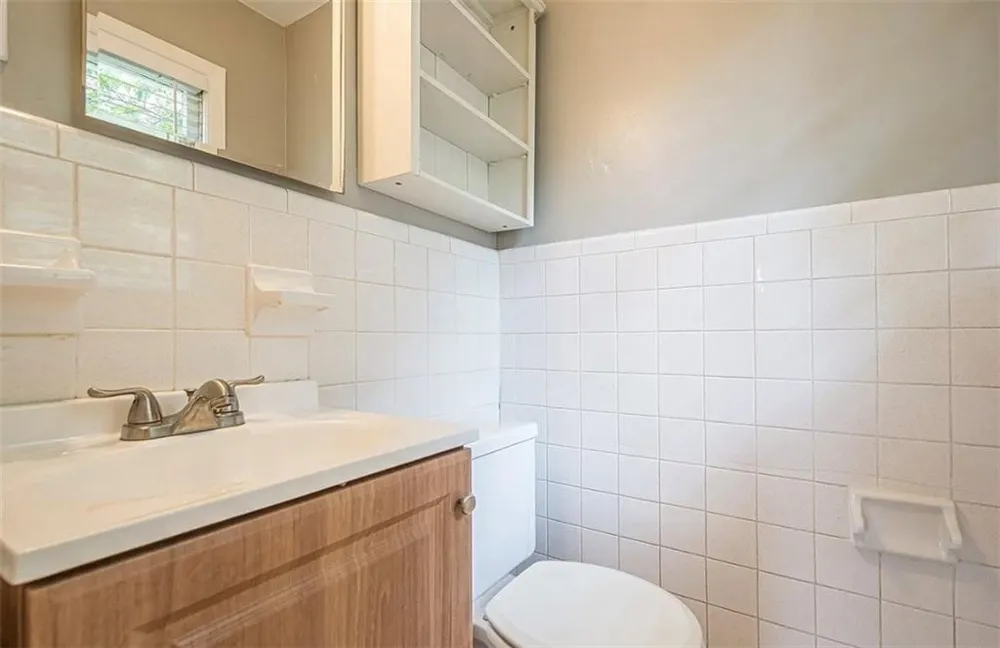 960 Old Canton Road Marietta, GA 30068