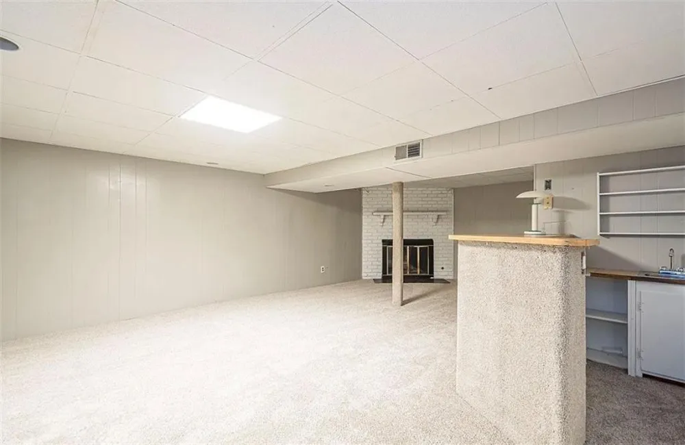 960 Old Canton Road Marietta, GA 30068