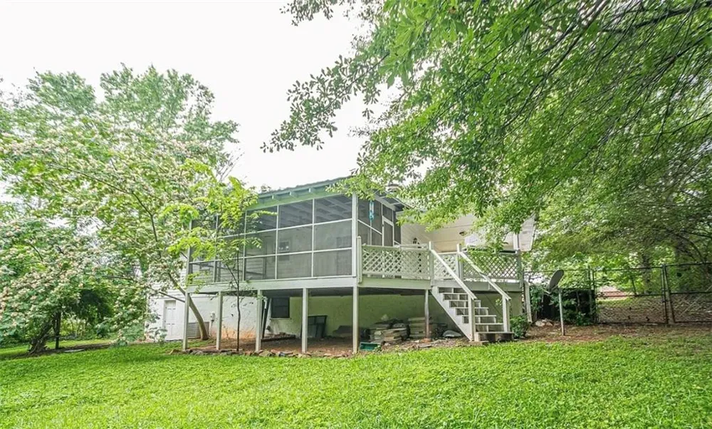 960 Old Canton Road Marietta, GA 30068