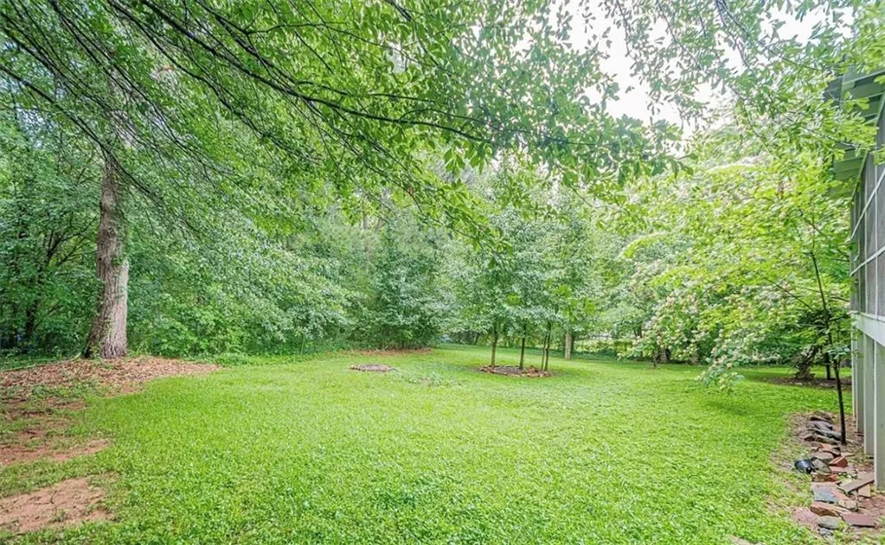 960 Old Canton Road Marietta, GA 30068