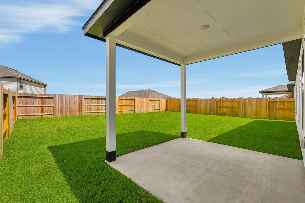312 Tall Birch Drive Hockley, TX 77447