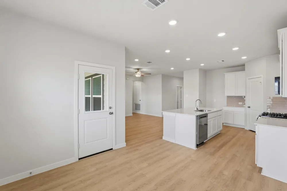 316 Tall Birch Drive Hockley, TX 77447