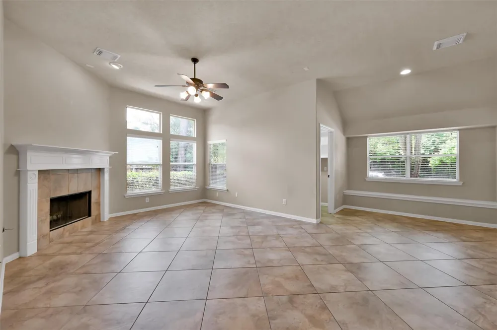 117 E Montfair Boulevard The Woodlands, TX 77382