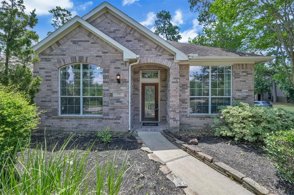 117 E Montfair Boulevard The Woodlands, TX 77382