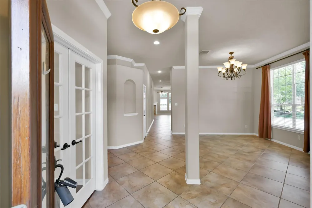 117 E Montfair Boulevard The Woodlands, TX 77382