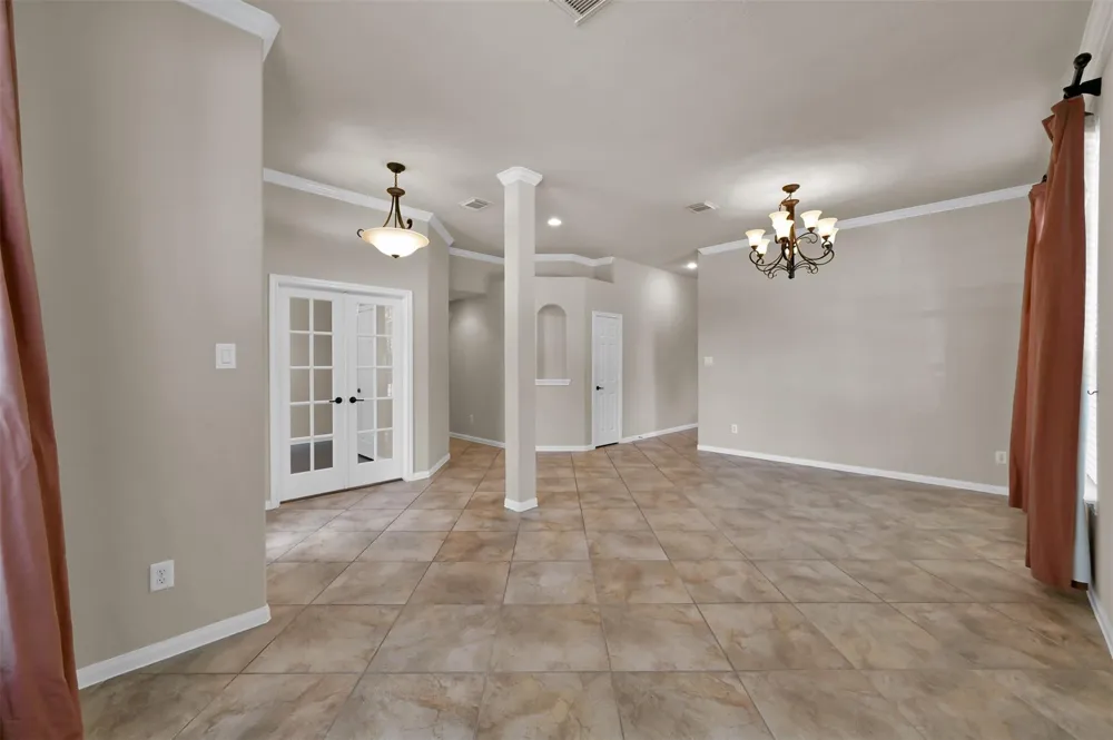 117 E Montfair Boulevard The Woodlands, TX 77382
