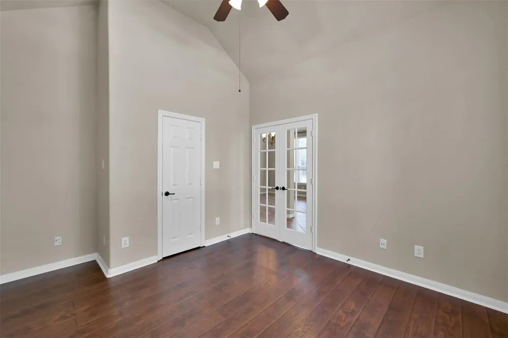 117 E Montfair Boulevard The Woodlands, TX 77382