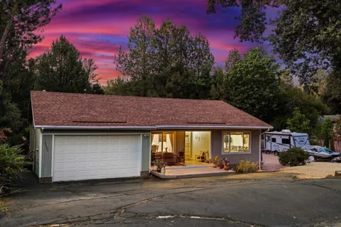 28960 Cedar Lane