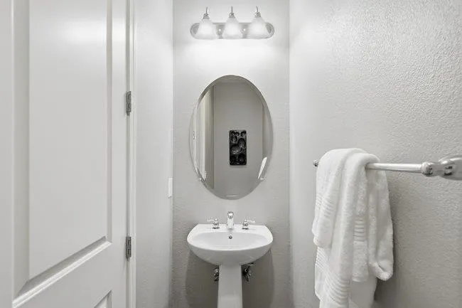 631 True Wind Way #202 Redwood City, CA 94063