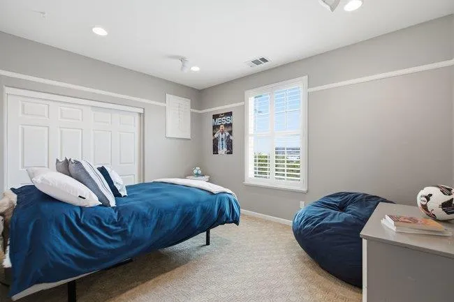 631 True Wind Way #202 Redwood City, CA 94063