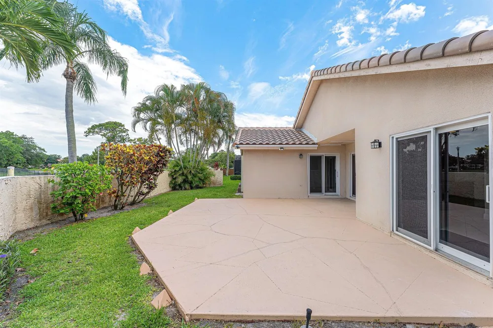 6290 Sweet Maple Lane Boca Raton, FL 33433