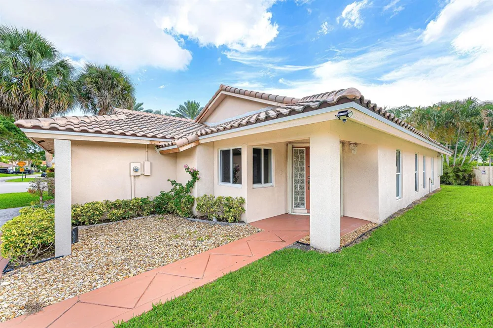 6290 Sweet Maple Lane Boca Raton, FL 33433