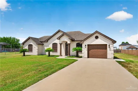 8203 Tropical Drive