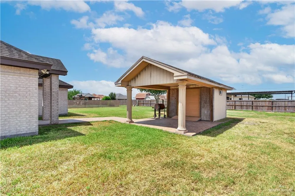 8203 Tropical Drive Donna, TX 78537
