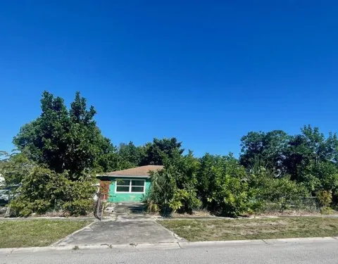 3106 Tropic Boulevard