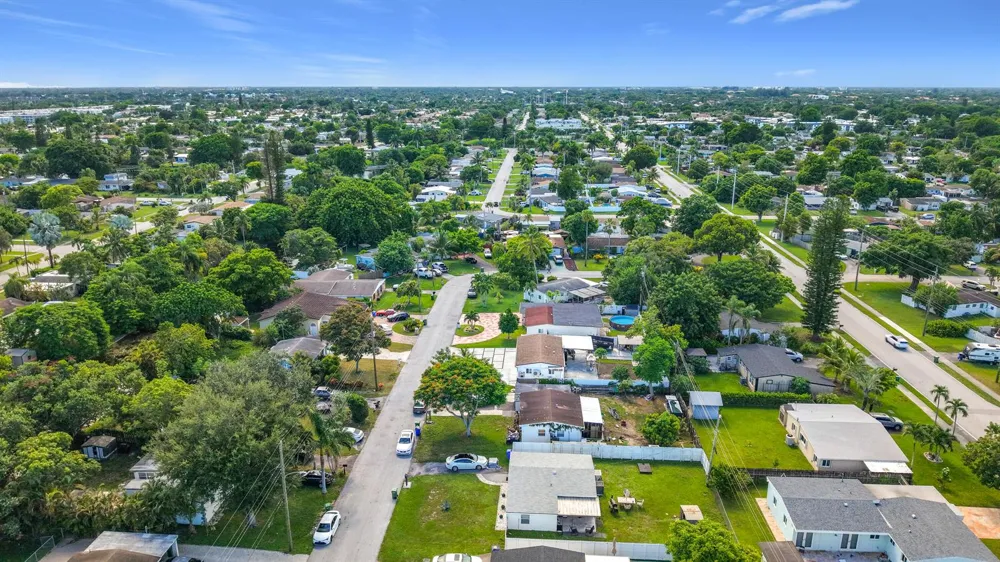 6135 NW 24TH COURT Margate, FL 33063