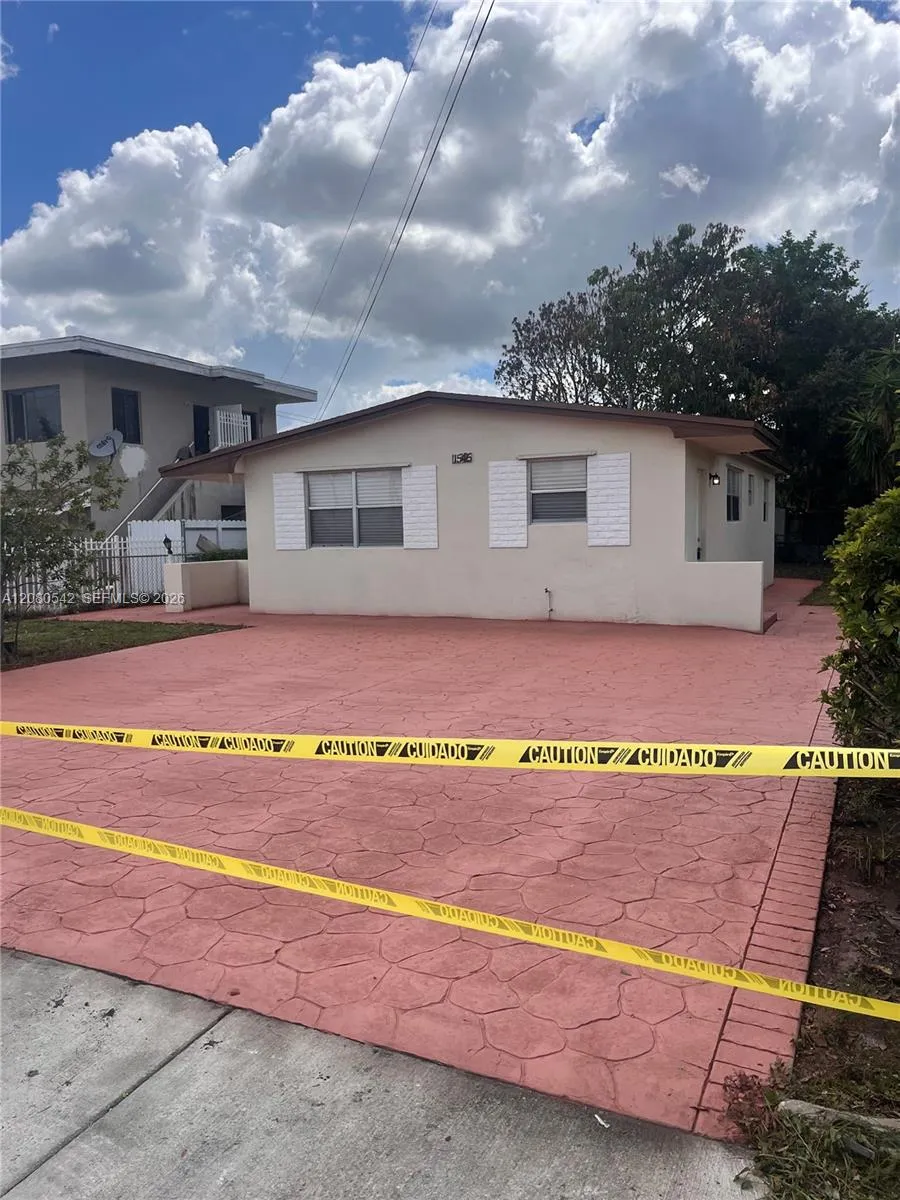 11545 NW 17th Ave Miami, FL 33167