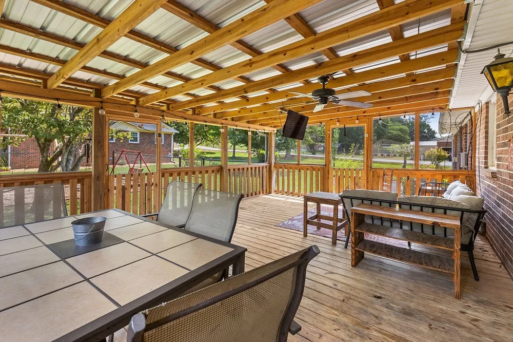 156 S Arrowhead Dr McMinnville, TN 37110