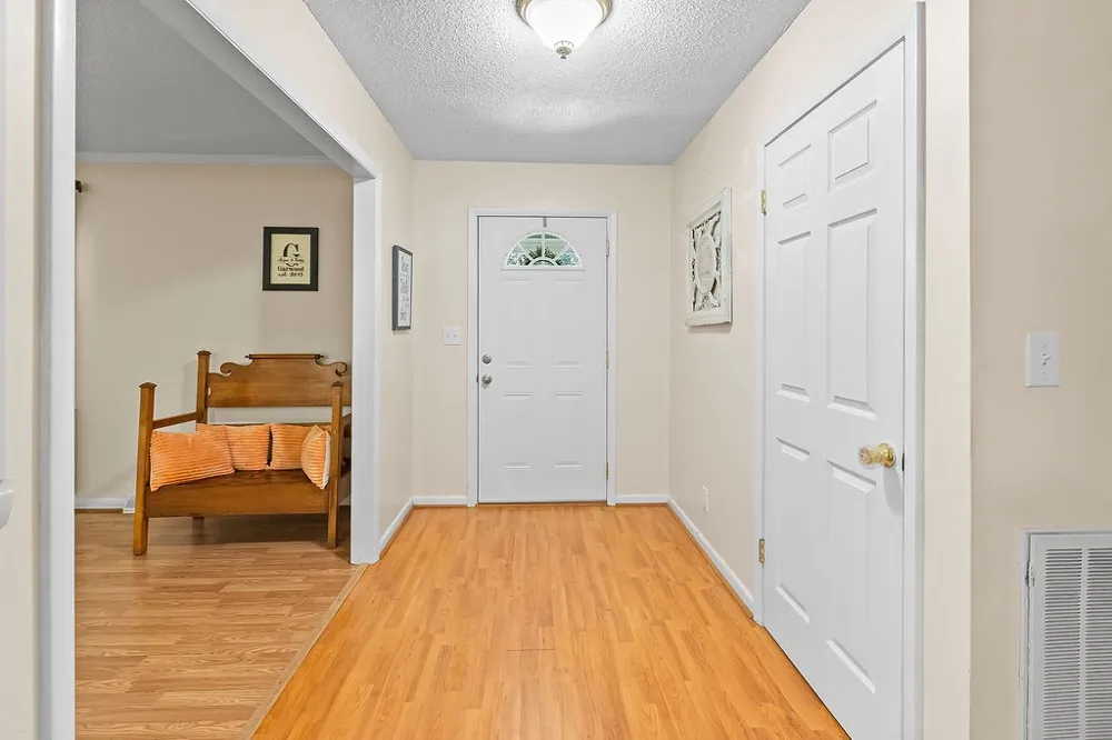 156 S Arrowhead Dr McMinnville, TN 37110