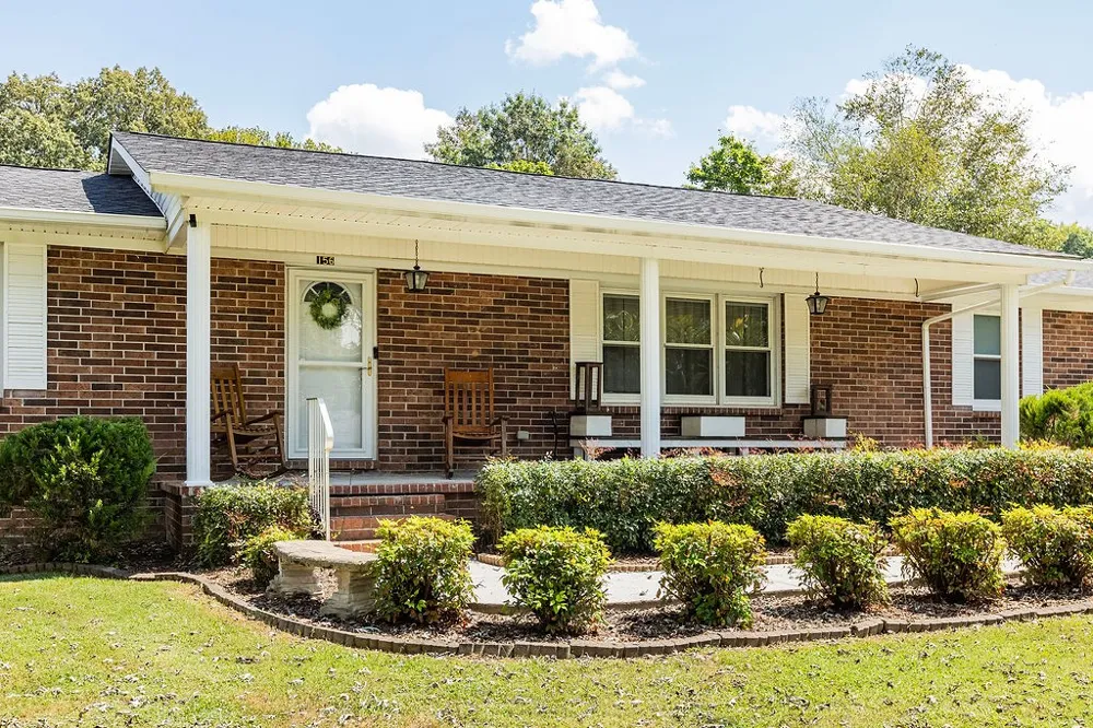 156 S Arrowhead Dr McMinnville, TN 37110