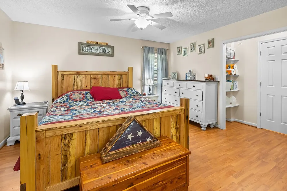 156 S Arrowhead Dr McMinnville, TN 37110