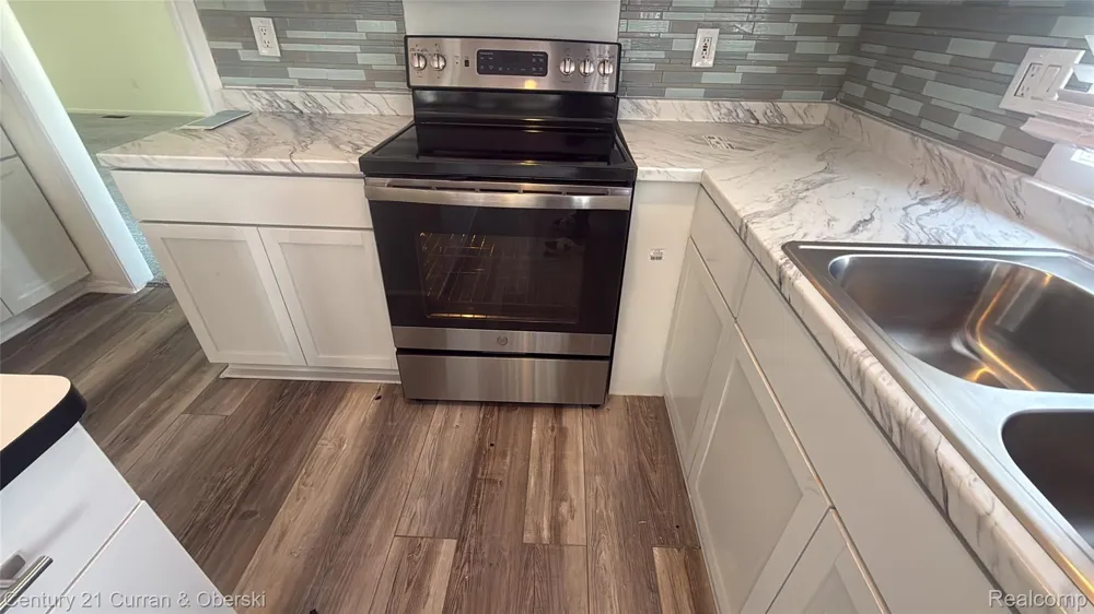 30658 Mystic Forest Drive Farmington Hills City, MI 48331