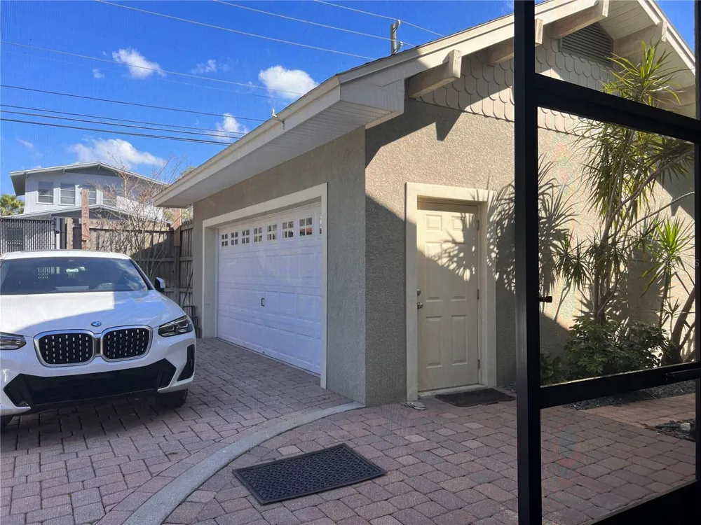 812 S NEW YORK AVENUE Lakeland, FL 33815